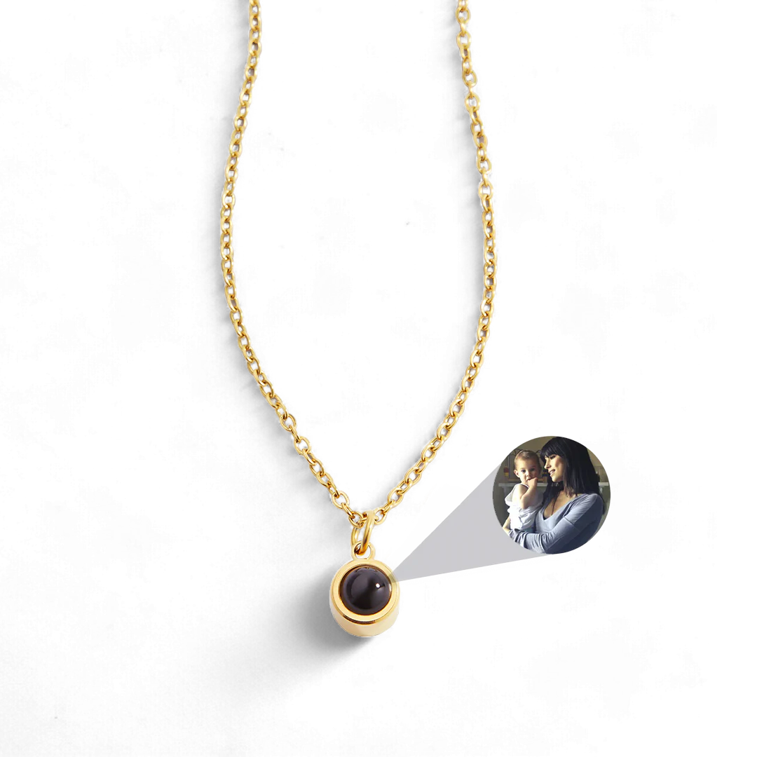 Memorable Moments Necklace